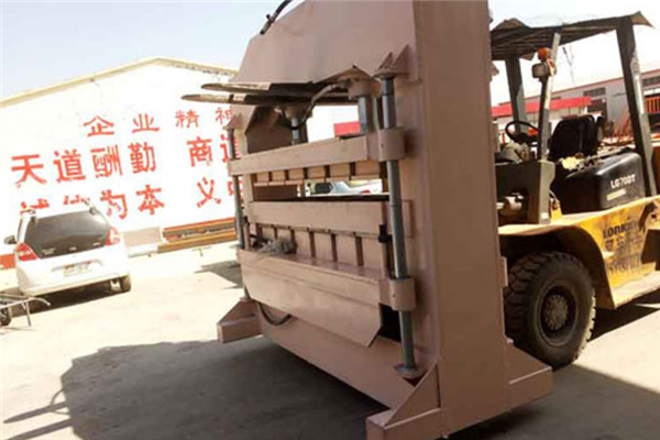 硕丰保温板设备